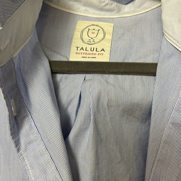 Talula Size M Boyfriend Fit Shirt VVGUC - Picture 1 of 2